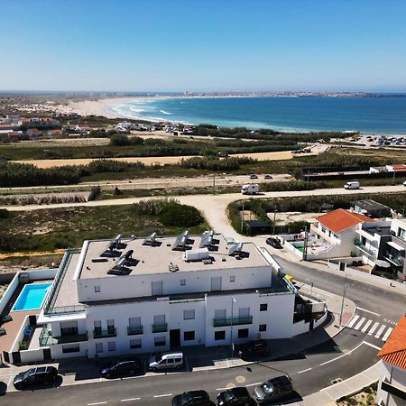 Beach & Surf Lovers Apartment With Ac - Baleal Kültér fotó