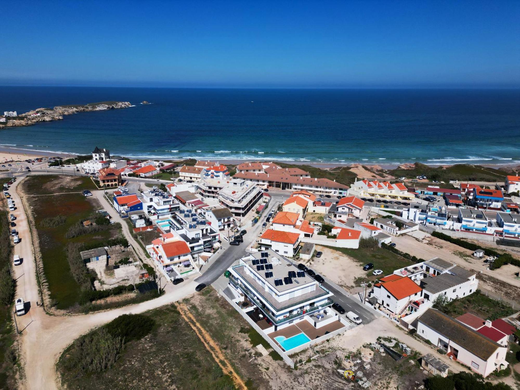 Beach & Surf Lovers Apartment With Ac - Baleal Kültér fotó