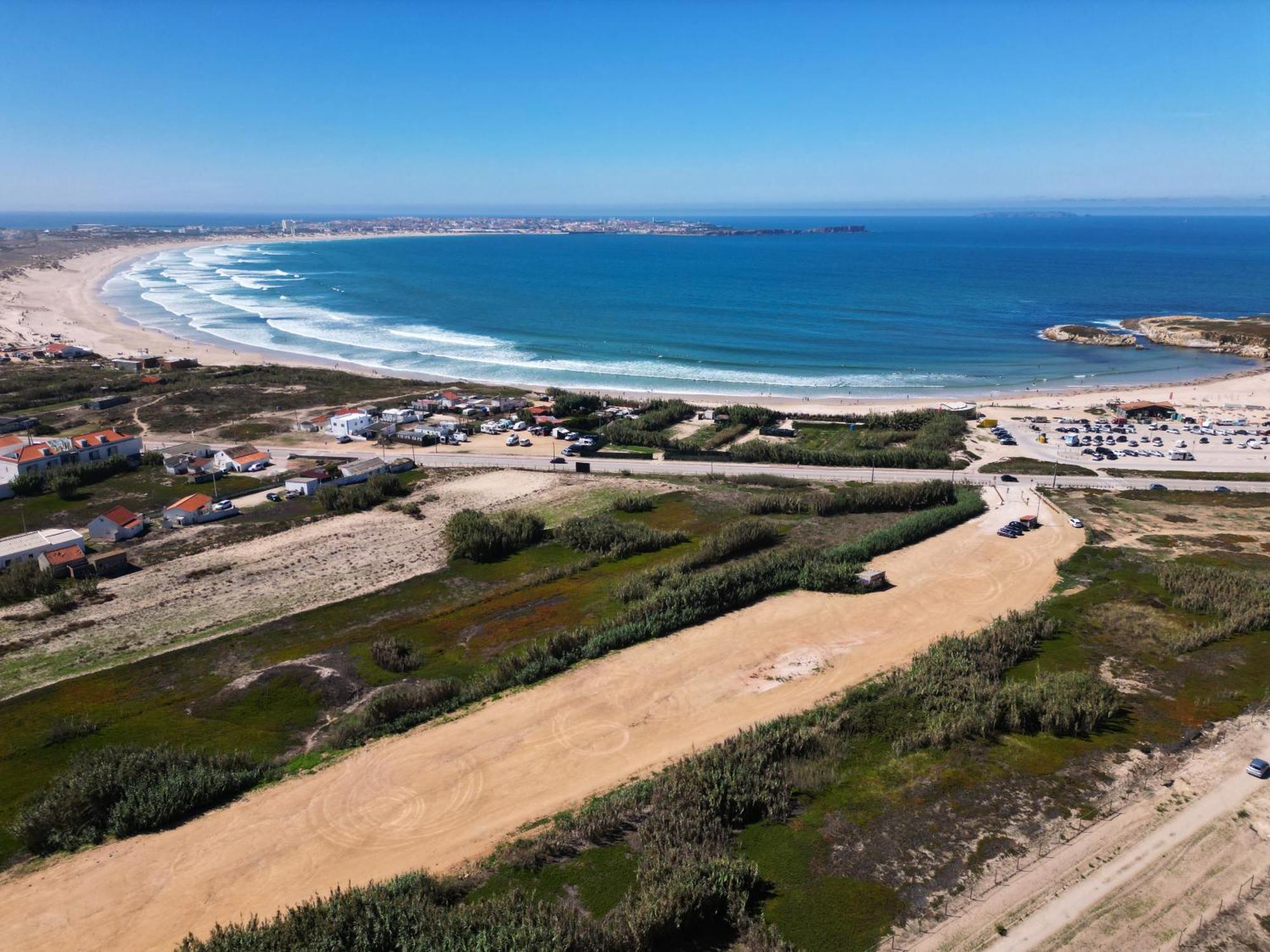 Beach & Surf Lovers Apartment With Ac - Baleal Kültér fotó