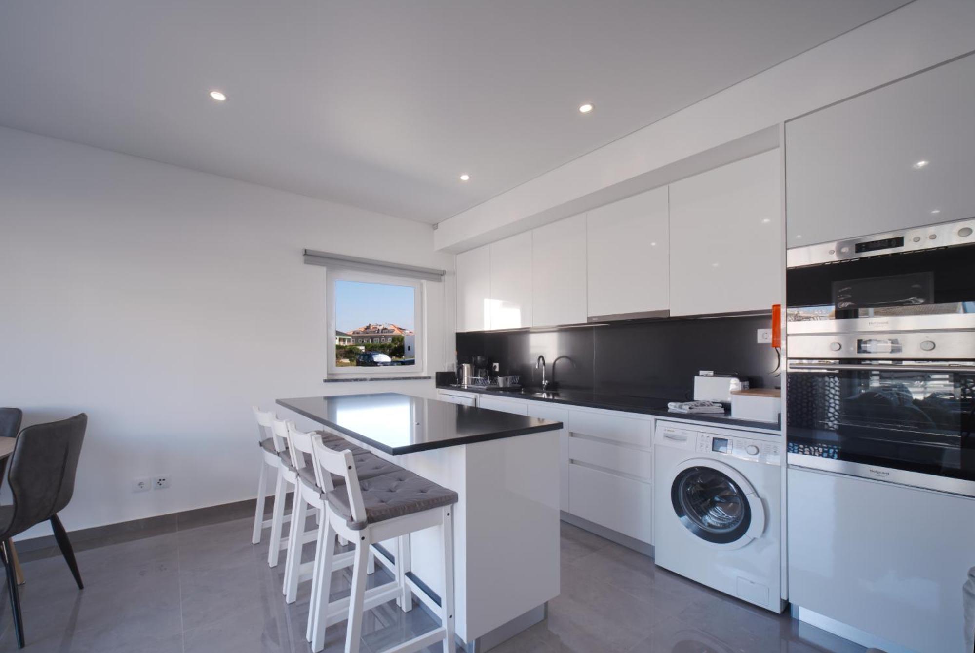 Beach & Surf Lovers Apartment With Ac - Baleal Kültér fotó